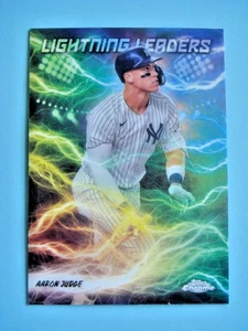 2025 Topps Chrome Aaron Judge Lightning Leaders Refractor #LL-2 SP Case Hit NY - Picture 1 of 2