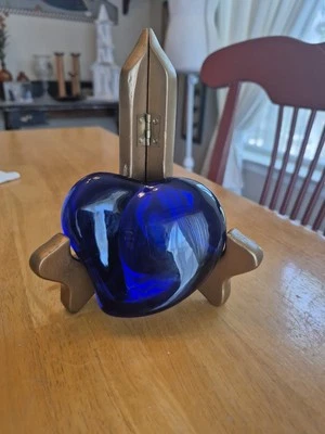 Tiffany & Co 3.5"×4" Cobalt Blue Art Glass Heart Elsa Peretti 1974 Signed EUC  - Image 1 of 4