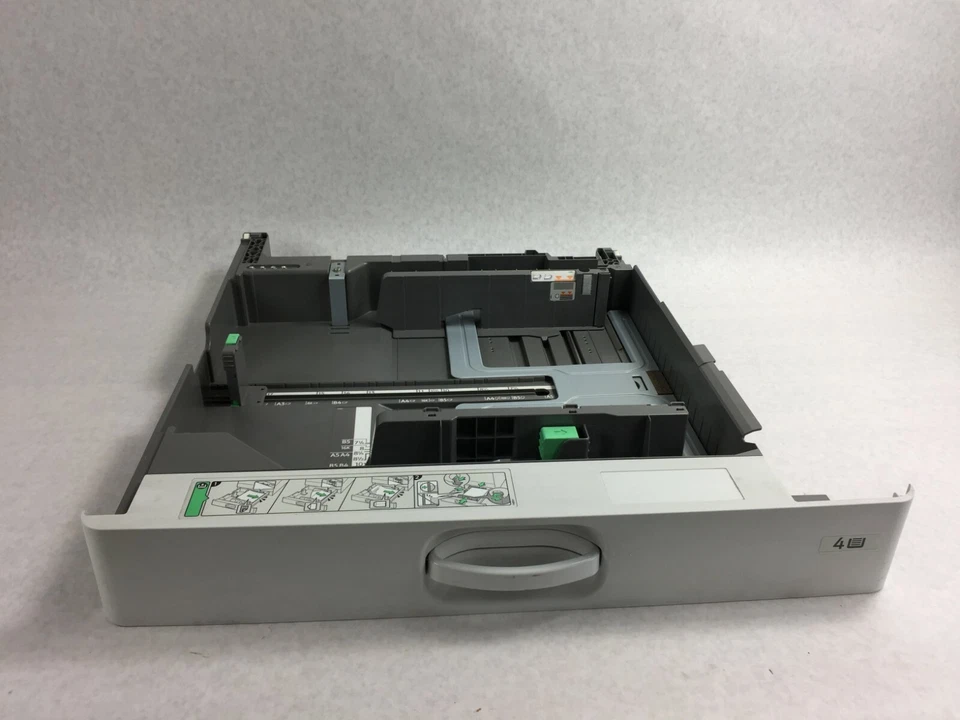 Bandeja de papel original Lanier MP C5503 4 Foto 1 de 4