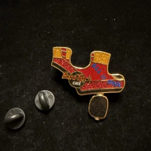 Hard Rock Cafe Pin VTG ALL IS ONE PUZZLE PIECE Limited Edition 800 (Lot# 518) - Picture 1 of 6