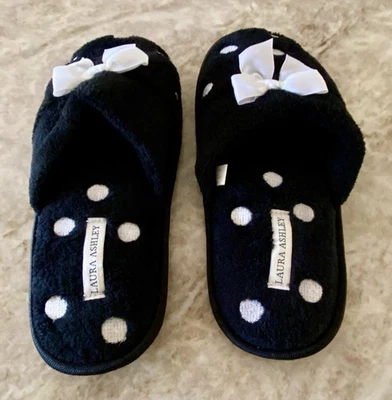 ⚫️ LAURA ASHLEY BLACK WHITE POLKA DOT SLIPPERS - X LARGE 9 1/2 - 10 1/2 - NEW ⚫️ - Image 1 of 4