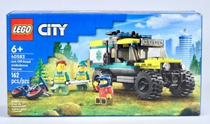 LEGO CITY: Soccorso in ambulanza fuoristrada 4x4 (40582) - Foto 1 di 3