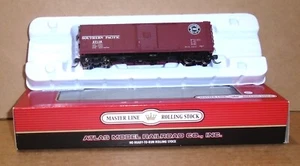 : Atlas Master Line HO ... "Southern Pacific USRA Steel Rebuilt Box Car #27118" - Picture 1 of 18