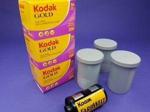 BRANDNEW 3x Kodak GOLD 200 35mm Film Roll (best before 2024) 36 Exposures 3 Pack