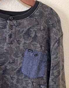 HURLEY Camo Mens Henley Thick Pocket Sweatshirt Size L SW3 - Picture 1 of 5