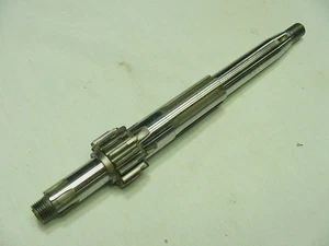 TRIUMPH 650 UNIT LATE MODEL TRANSMISSION MAIN SHAFT PART # T3893 WITH 16 TOOTH - Picture 1 of 4