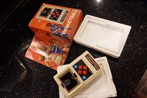 Mattel BASKETBALL Vintage Electronic Handheld tabletop Video game A6 TESTED - Picture 1 of 12