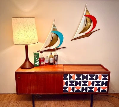 Barra moderna de teca de mediados de siglo al estilo de George Nelson Foto 1 de 4