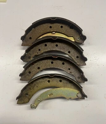 Peugeot 306 Citroen ZX Renault Laguna All ABS Rear Brake Shoes EBC 6508 - Image 1 of 4