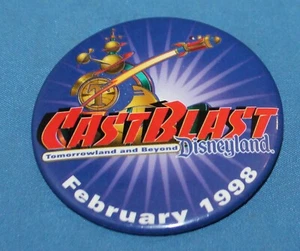 NICE DISNEYLAND CAST BLAST 1998 PIN BACK BUTTON 2 1/4" CAST MEMBER - Picture 1 of 2