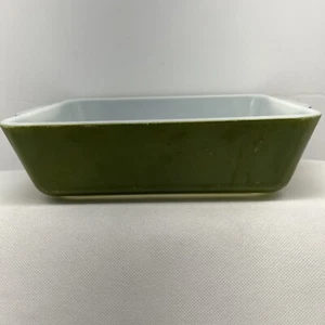 Vintage 1970s Pyrex Casserole Dish #0503 Green 1 1/2 Qt NO LID cake dish - Picture 1 of 10