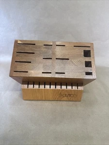 Bloque de cuchillos de madera de alta resistencia Cutco 24 ranuras. Hecho en USA. Excelente forma - Imagen 1 de 13