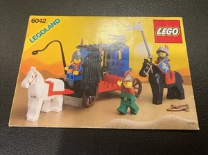 Vintage Lego Dungeon Hunters 6042 MANUAL ONLY Excellent Condition No Bricks - Picture 1 of 2