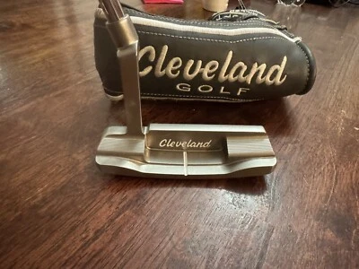 RH 2023 35in Cleveland HB Soft MILLED 1 Putter With Super Stroke 5.0 Tour Grip. - Image 1 of 4