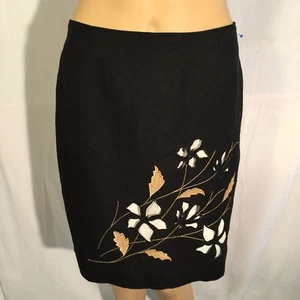 Mercer & Madison Women's Skirt size 4 black W/White And Tan Floral Detail Linen - Picture 1 of 5