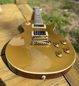 Nuovo Epiphone Slash "Victoria" Les Paul Standard Goldtop 8 libbre 1 oncia crepe al collo - Foto 1 di 24