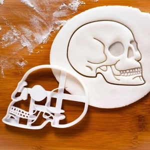Skull Cookie Cutter/Fondant Cutter - Spookies, just in time for Halloween! - Bild 1 von 7