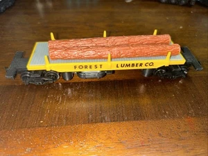 Life-Like Ho Scale Yellow Forest Lumber Co. Flat Car Fair Condition - Picture 1 of 2