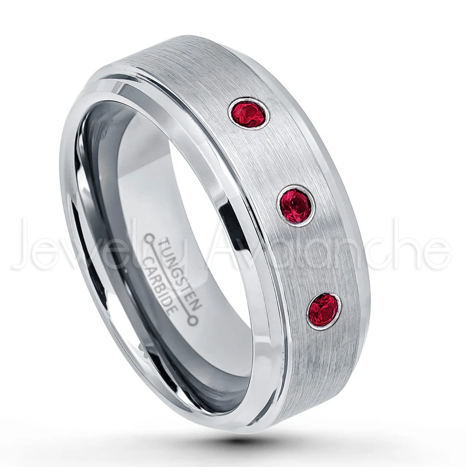 Anillo de 3 piedras de rubí de 0,21 quilates, anillo de piedra de nacimiento de julio, anillo de tungsteno cepillado de 8 mm #162 Foto 1 de 1