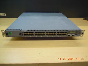 Juniper EX4550-32F-DC-AFO 32-Port 1/10GbE SFP+ & 2 x JPSU-650W-DC-AFO P/S #S479 - Picture 1 of 12