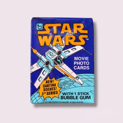 1 Sealed Wax Pack 1977 Topps Star Wars 5th Series - Image 1 of 2