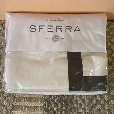 Funda de edredón Sferra Fine Linens Italia Twin 68x86 en Hecho en Italia Blanco Gris @ Foto 1 de 4