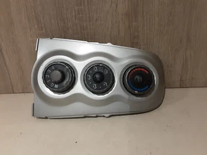 TOYOTA YARIS TR MK2 5DOOR HEATER CONTROL SWITCHES 55406-0D190 - Picture 1 of 2