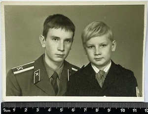 Affectionate Handsome Young Men Attractive Guys Cute Male Old Photo#3336 - Picture 1 of 3