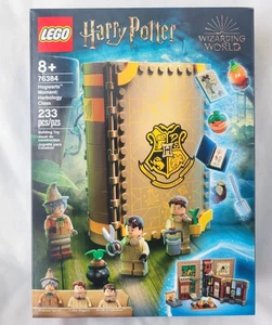 LEGO Harry Potter 76384 Hogwarts Moment: Herbology Class NEW & SEALED - Foto 1 di 9