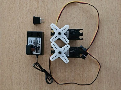 2x Acoms AS-18 Metal Gear Servos & AR-2 27MHz Receiver & Xtals set - Image 1 of 3