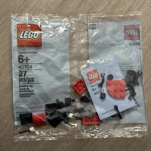LEGO 40324 Monthly Mini Build Ladybird Polybag New Sealed - Picture 1 of 2