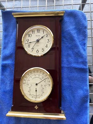 Reloj Bulova - Termómetro Escritorio y Mesa Madera Bisel Dorado Foto 1 de 4
