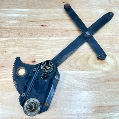 Window Regulator 1941-1949 Buick Special Century Super Roadmaster Left 4113790 - Image 1 of 4