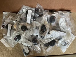 64 Piece Lot Locksmith OEM 15-21 FORD TRANSIT KEY REMOTE HEAD FOB 164-R8126 - Picture 1 of 2