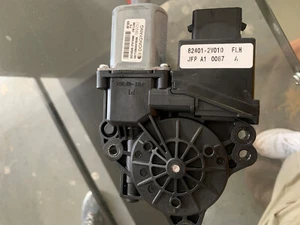 2012-2017 Hyundai Veloster Turbo Driver Front Window Motor LH Left 12-17 - Picture 1 of 3