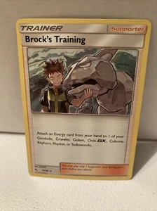 Brock's Training 55/68 - Rare Holo Pokemon Card - Hidden Fates (2019) - Picture 1 of 2