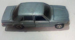 Vintage Burago Mercedes 450 SEL scala 1/24 Made in Italy COSÌ COM'È colore azzurro - Foto 1 di 9