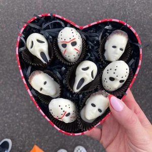 Halloween Silicone Molds for Chocolate, 6 Large Scary Movie Character Heads - Picture 1 of 9