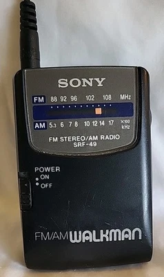 Sony Walkman SRF-49 FM/AM Radio Gürtelclip mit Sony Kopfhörer getestet & funktioniert - Bild 1 von 4