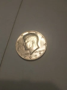 1972 John F. Kennedy Halbdollarmünze ohne Münzzeichen Satin-Finish Stempelglanz - Bild 1 von 7