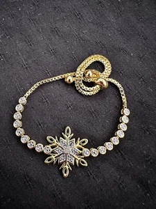 Giani Bernini Gold Tone Cubic Zirconia Snowflake Slider Bracelet MSRP $100 - Picture 1 of 4
