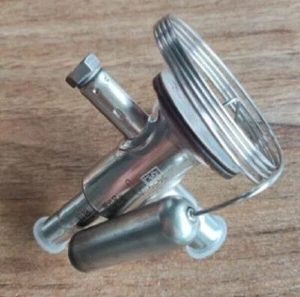 1 Stück NEU Danfoss Expansionsventil TCHE 068U4540 - Bild 1 von 1