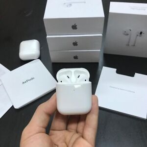 Airpods (2nd Generation) with Wireless Charging Case-White