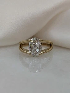 1.00 CT Oval Cut VS/SI Lab Grown Diamond 14k Yellow Gold Women's Engagement Ring - Picture 1 of 7