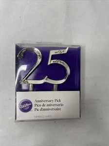 Wilton 25th Wedding Anniversary Cake Topper Silver #25 Pick Retirement - Foto 1 di 2