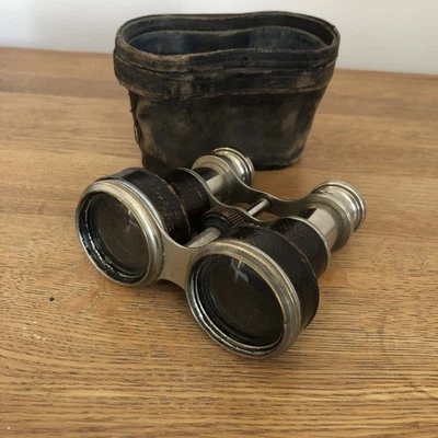 Antique 19th Century Victorian “Le Jockey Club” Paris Binoculars / Opera Glasses - Image 1 of 4