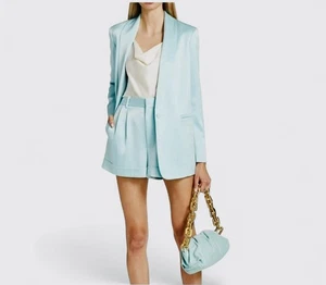 Alice + Olivia Yuriko Kragen Boyfriend Satin Blazer in Puderblau Neu mit Etikett Größe 6 - Bild 1 von 5
