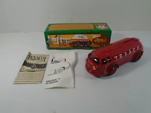 ERTL--1934 DIAMANTE T TEXACO TANQUE--BANCO FUNDIDO A PRESIÓN (MIRA) - Imagen 1 de 8