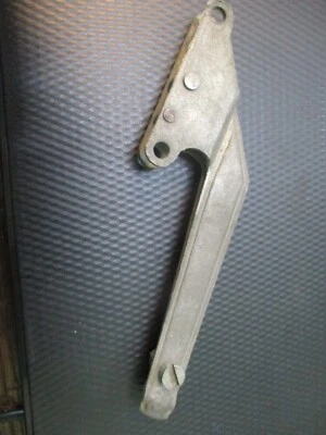 Triumph TR3, TR4 delantero S.U. Enlace palanca chorro carburador H6 503793 Triumph NOS Foto 1 de 3