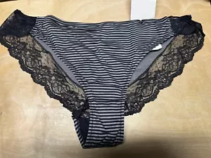 Maidenform Comfort Devotion Lace Back Tanga Panty - Black Stripe - Size 7 - New - Picture 1 of 2